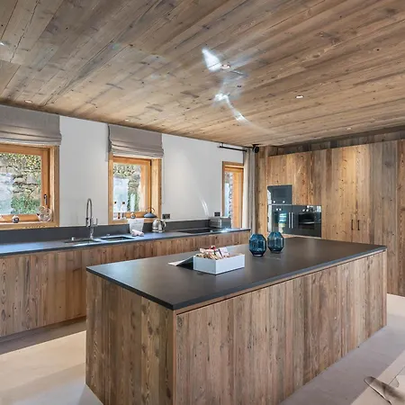 Chalet Neuf Avec Piscine Et Sauna A Saint-Martin-De-Belleville - Fr-1-570-51 *